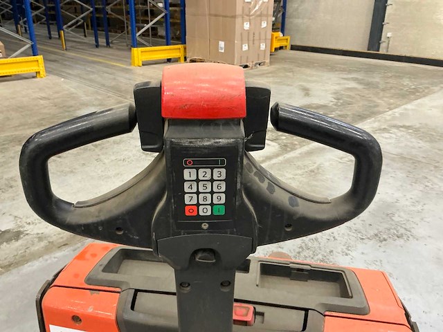 2017 toyota lwe160 elektrische palletwagen - afbeelding 2 van  11