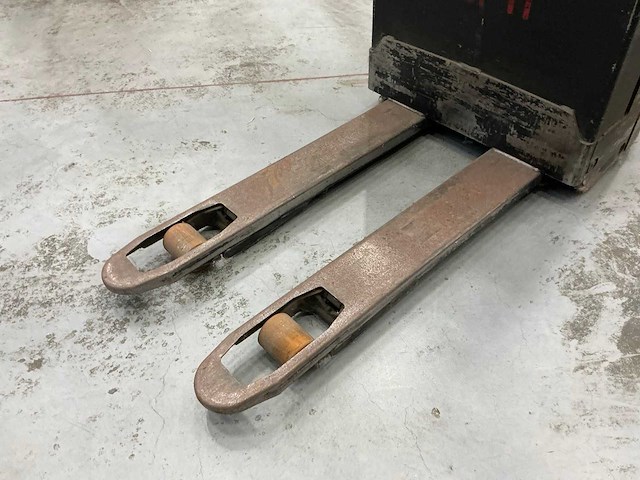 2017 toyota lwe160 elektrische palletwagen - afbeelding 9 van  11