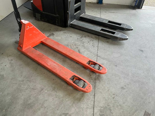 2017 toyota/bt lifter lmh230 hand hydraulische palletwagen - afbeelding 4 van  8
