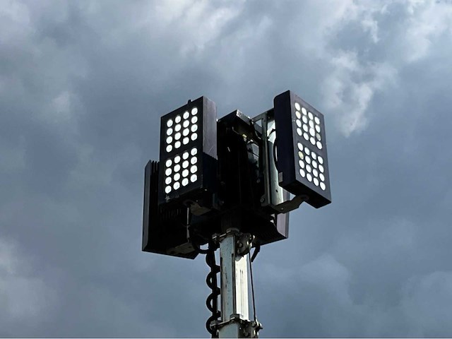 2017 trime b-boels-box stationaire lichtmast led - afbeelding 15 van  24