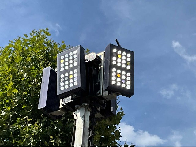 2017 trime b-boels-box stationaire lichtmast led - afbeelding 16 van  24