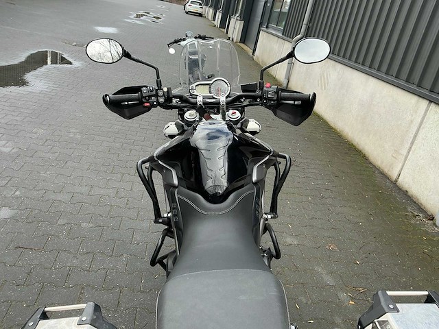 2017 triumph tiger 800 xcx motorfiets - afbeelding 18 van  21