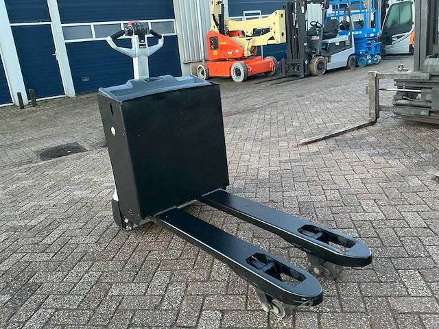 2017 unicarrier mdw180 elektrische palletwagen - afbeelding 3 van  7