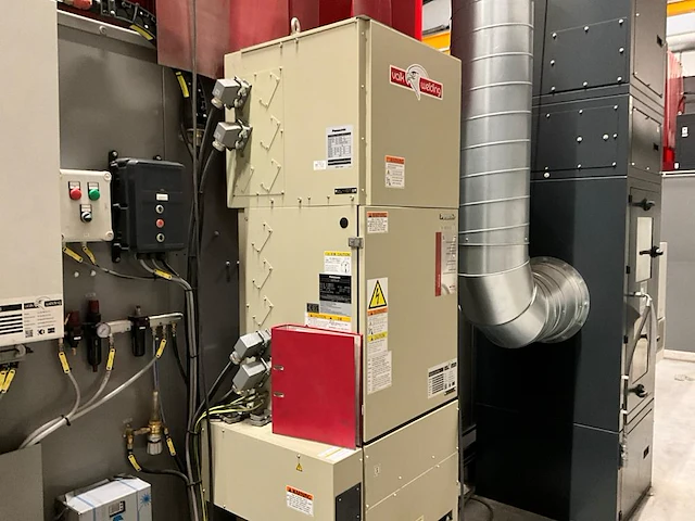 2017 valk welding panasonic h3100 lasrobot installatie - afbeelding 3 van  25