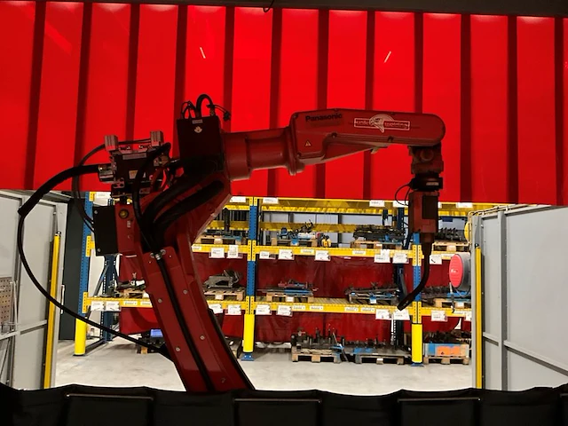 2017 valk welding panasonic h3100 lasrobot installatie - afbeelding 13 van  25