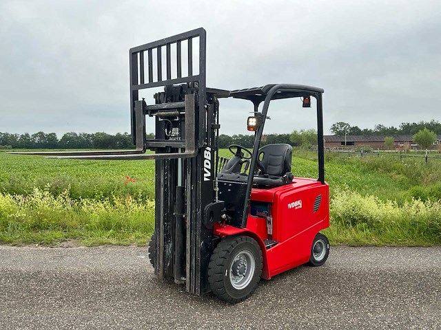 2017 vdbk fb25-c2ac vorkheftruck - afbeelding 1 van  17