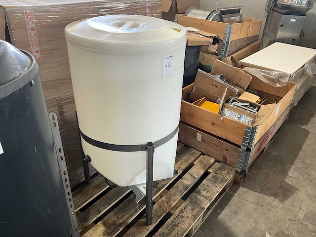 2017 vdl agrotech verticale kunststof opslagtank - afbeelding 3 van  7