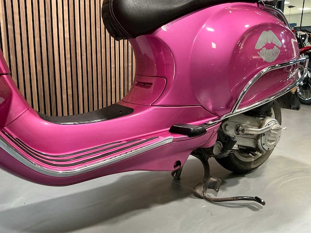 2017 vespa snorscooter primavera 4t snorscooter - afbeelding 17 van  23