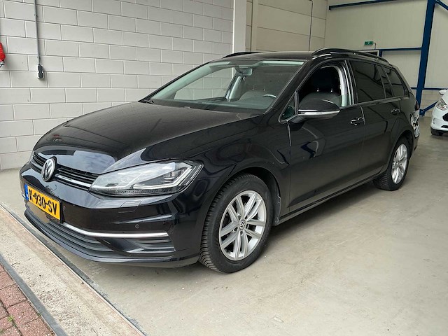 2017 volkswagen golf variant 1.0 tsi cl bns personenauto - afbeelding 1 van  30