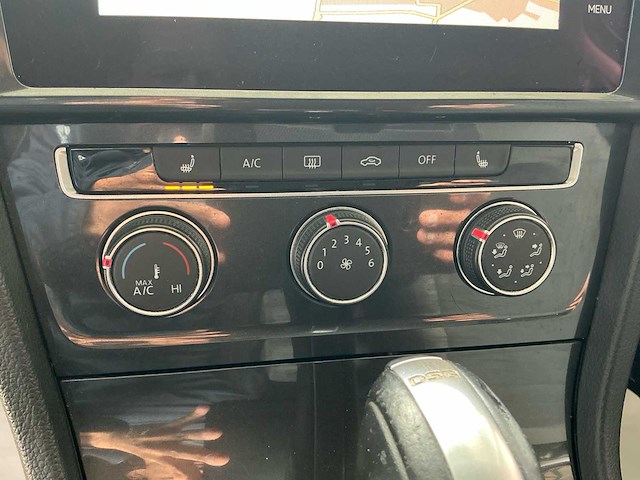 2017 volkswagen golf variant 1.0 tsi cl bns personenauto - afbeelding 14 van  30