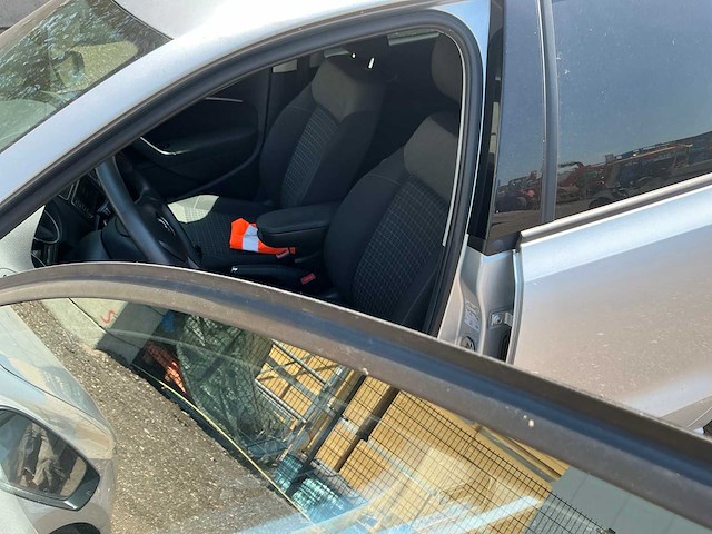 2017 volkswagen polo 1.4 tdi comfortline personenauto - afbeelding 6 van  42