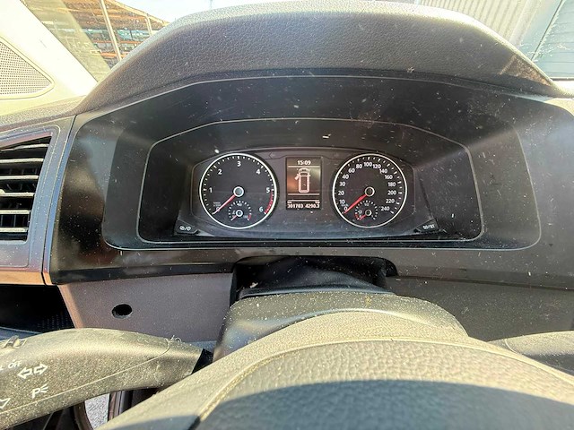2017 volkswagen transporter 2.0 tdi l1h1 highl. bedrijfswagen - afbeelding 3 van  34