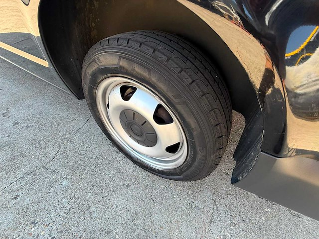 2017 volkswagen transporter 2.0 tdi l1h1 highl. bedrijfswagen - afbeelding 10 van  34