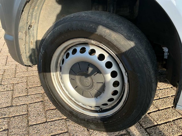 2017 volkswagen transporter kombi 2.0 tdi l1h2 highl. bedrijfswagen - afbeelding 4 van  39