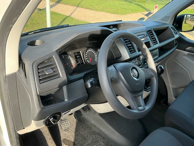 2017 volkswagen transporter kombi 2.0 tdi l1h2 highl. bedrijfswagen - afbeelding 8 van  39
