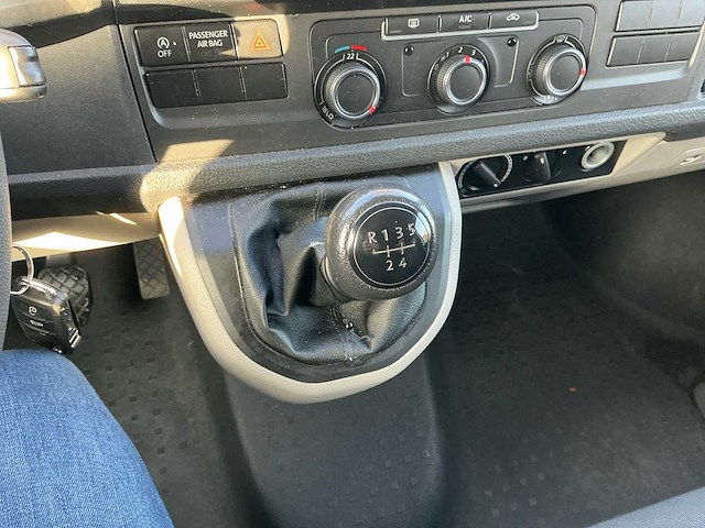 2017 volkswagen transporter kombi 2.0 tdi l1h2 highl. bedrijfswagen - afbeelding 17 van  39