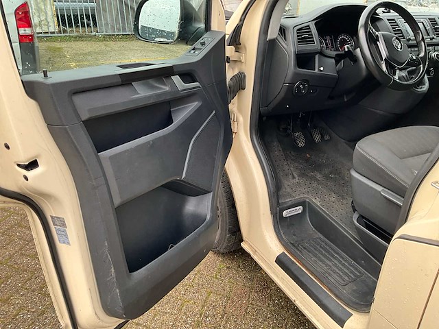 2017 volkswagen transporter kombi caravelle tdi bedrijfswagen - afbeelding 3 van  35