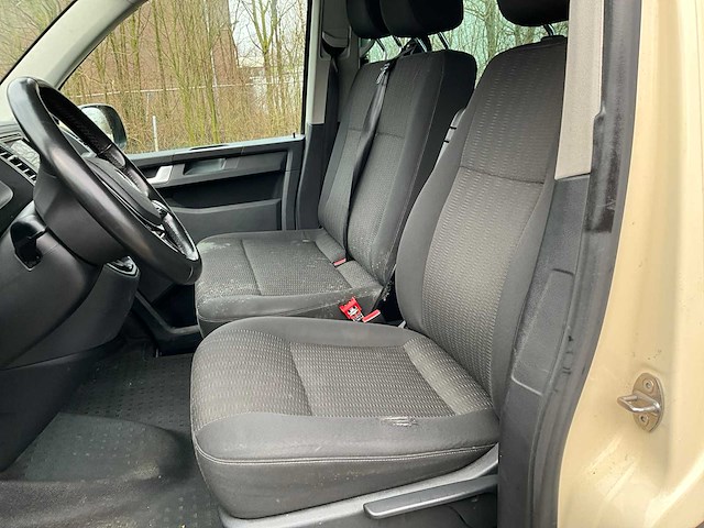 2017 volkswagen transporter kombi caravelle tdi bedrijfswagen - afbeelding 5 van  35