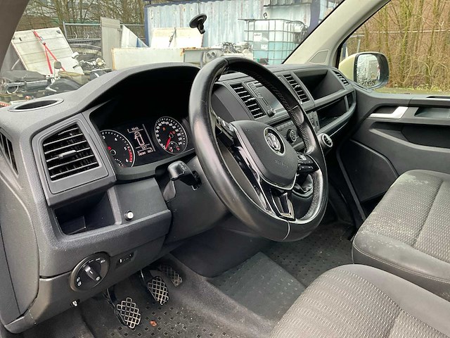 2017 volkswagen transporter kombi caravelle tdi bedrijfswagen - afbeelding 6 van  35