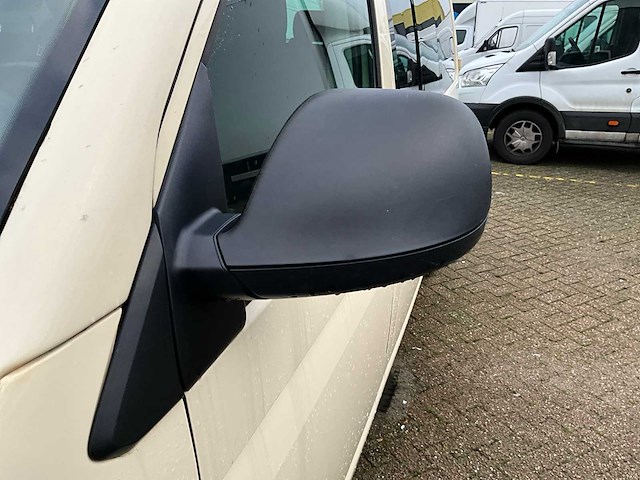 2017 volkswagen transporter kombi caravelle tdi bedrijfswagen - afbeelding 26 van  35