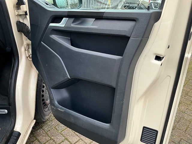 2017 volkswagen transporter kombi caravelle tdi bedrijfswagen - afbeelding 6 van  20