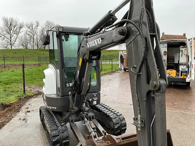 2017 volvo ec27d minigraafmachine - afbeelding 2 van  23