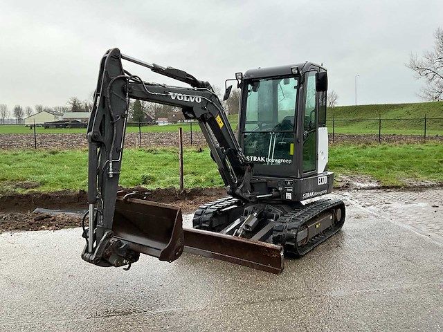 2017 volvo ec27d minigraafmachine - afbeelding 1 van  23