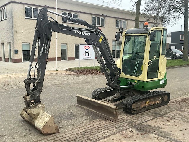 2017 volvo ec35d midigraafmachine - afbeelding 1 van  40