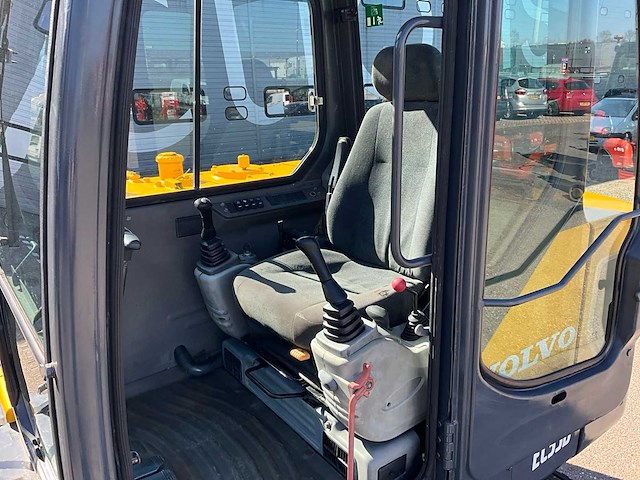 2017 volvo ec55d midigraafmachine - afbeelding 13 van  31