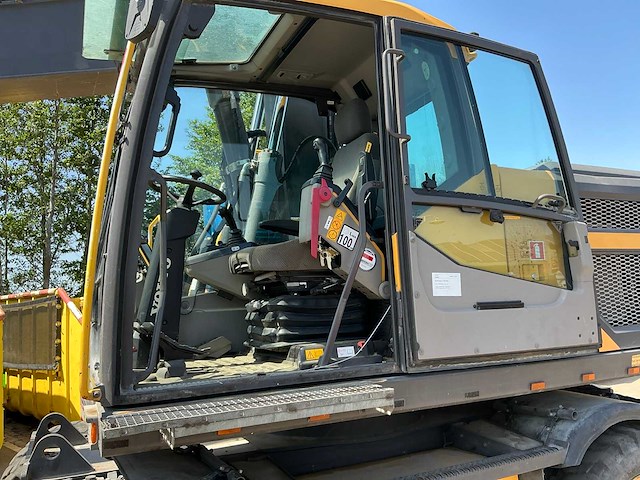 2017 volvo ew160e banden graafmachine 4x4 - afbeelding 4 van  16
