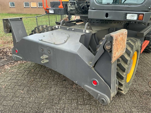 2017 volvo excavator ew 180e banden graafmachine - afbeelding 2 van  39