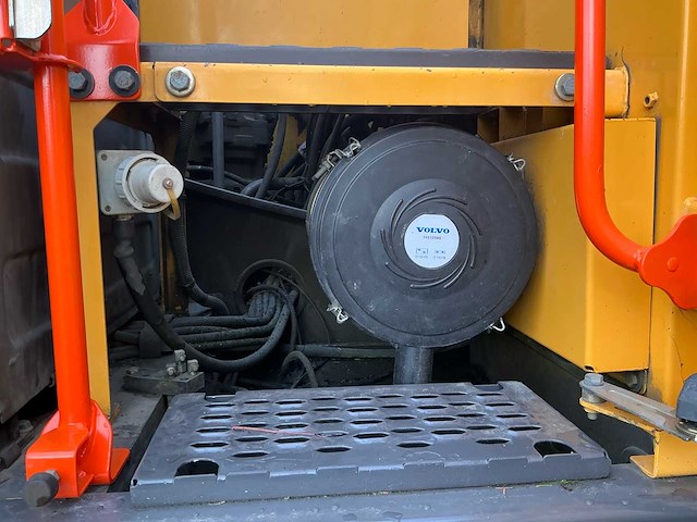 2017 volvo excavator ew 180e banden graafmachine - afbeelding 7 van  39