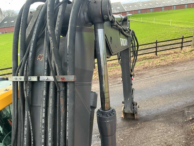 2017 volvo excavator ew 180e banden graafmachine - afbeelding 18 van  39