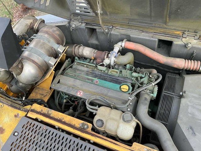 2017 volvo excavator ew 180e banden graafmachine - afbeelding 19 van  39