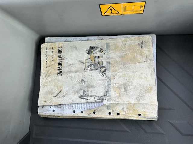 2017 volvo excavator ew 180e banden graafmachine - afbeelding 28 van  39