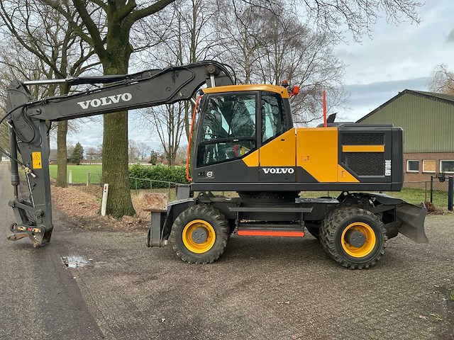 2017 volvo excavator ew 180e banden graafmachine - afbeelding 35 van  39
