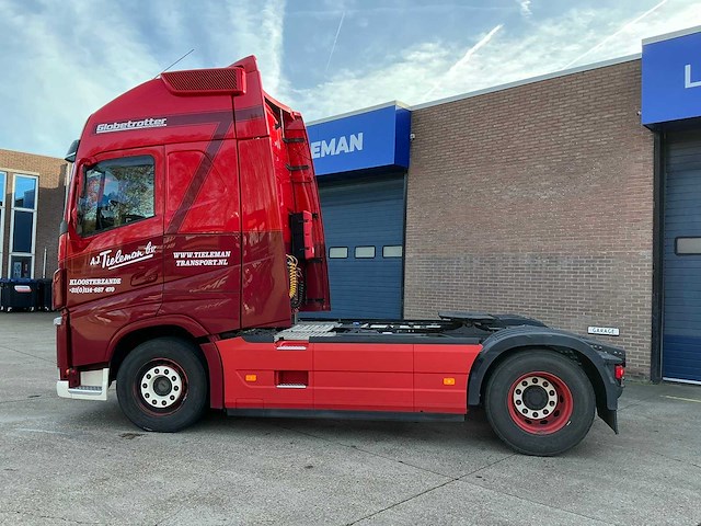 2017 volvo fh opleggertrekker - afbeelding 2 van  44