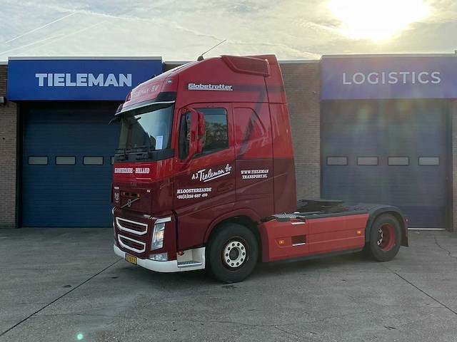 2017 volvo fh opleggertrekker - afbeelding 1 van  44