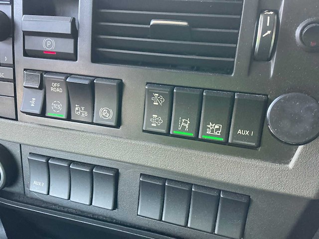 2017 volvo fh opleggertrekker - afbeelding 27 van  44