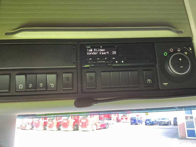 2017 volvo fh opleggertrekker - afbeelding 31 van  44