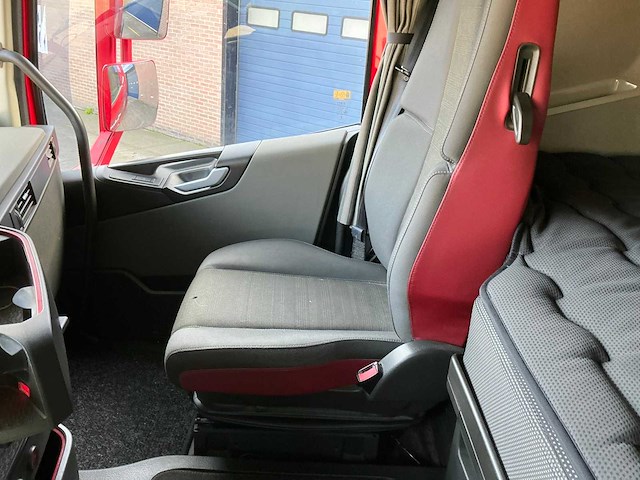 2017 volvo fh opleggertrekker - afbeelding 35 van  44