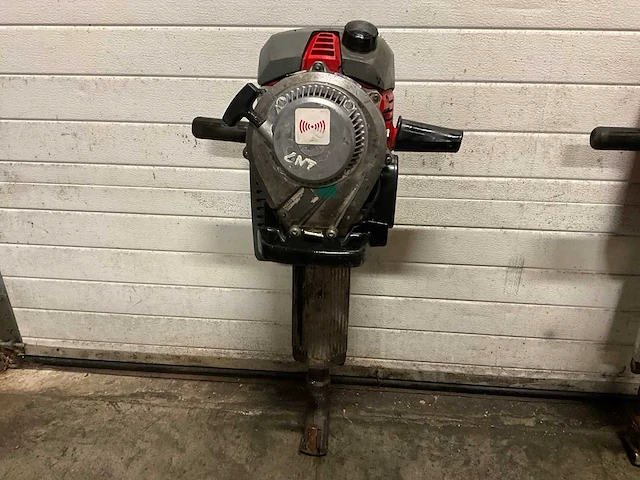 2017 wacker neuson breaker bh65 benzine breekhamer - afbeelding 1 van  4