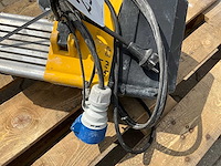 2017 yale cpv5.8 elektrische kettingtakel - afbeelding 5 van  8