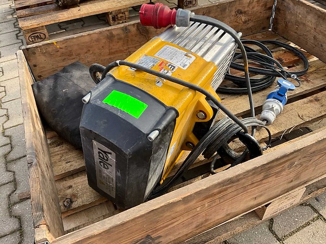 2017 yale cpvf 10.8 elektrische kettingtakel - afbeelding 9 van  9