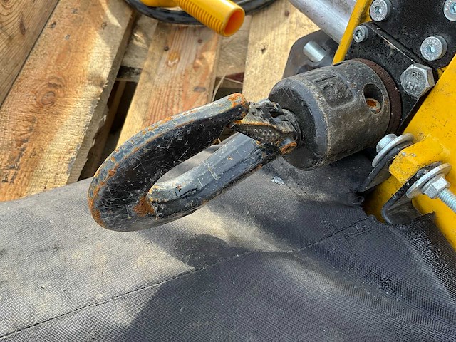 2017 yale cpvf 10.8 elektrische kettingtakel - afbeelding 6 van  9