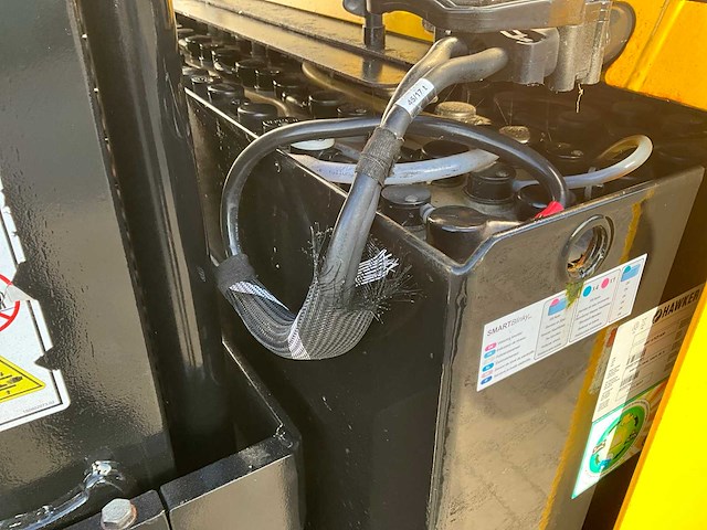 2017 yale mr16n reach truck - afbeelding 6 van  18