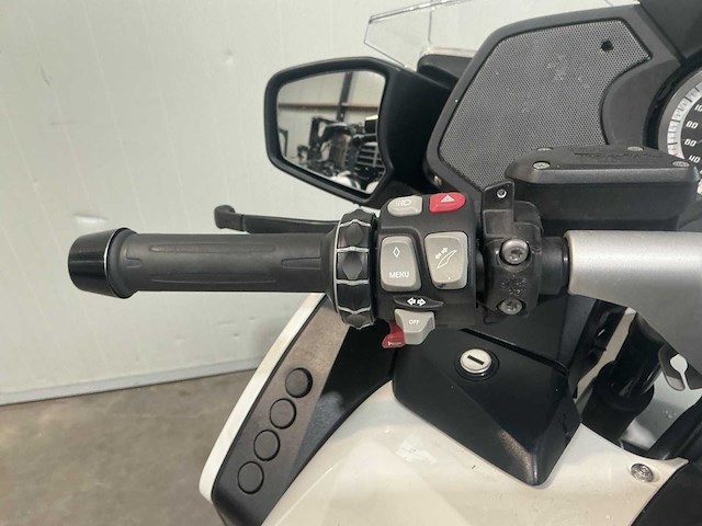 2018 - bmw - tour - r 1200 rt - motorcycle - afbeelding 10 van  18