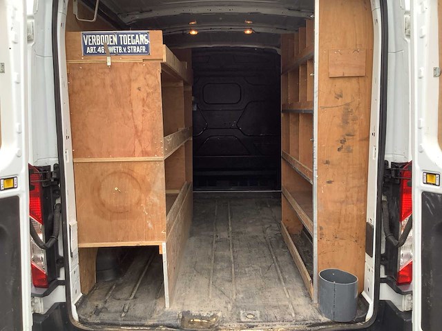 2018 - ford - transit - 290 2.0 tdci l2h2 tr - bedrijfswagen - afbeelding 13 van  16