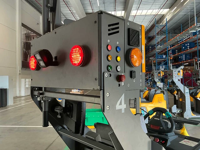 2018 - jungheinrich - ezs-350-a-ftf - takelwagen - afbeelding 4 van  10