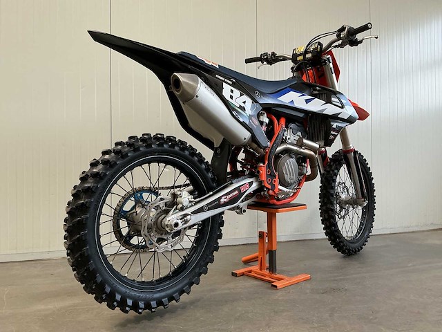 2018 - ktm - sxf 250cc 4-takt - motorfiets/crosser - afbeelding 9 van  12